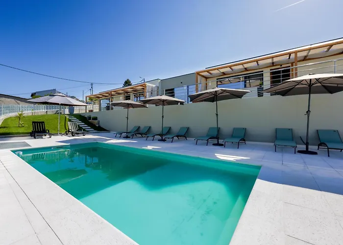 Casas Do Picoto * Chaves